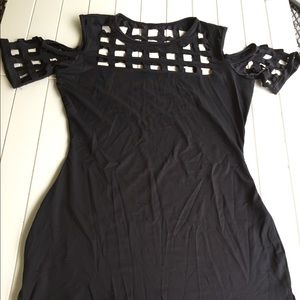 NWOT BLACK COLD SHOULDER BOUTIQUE BLOUSE